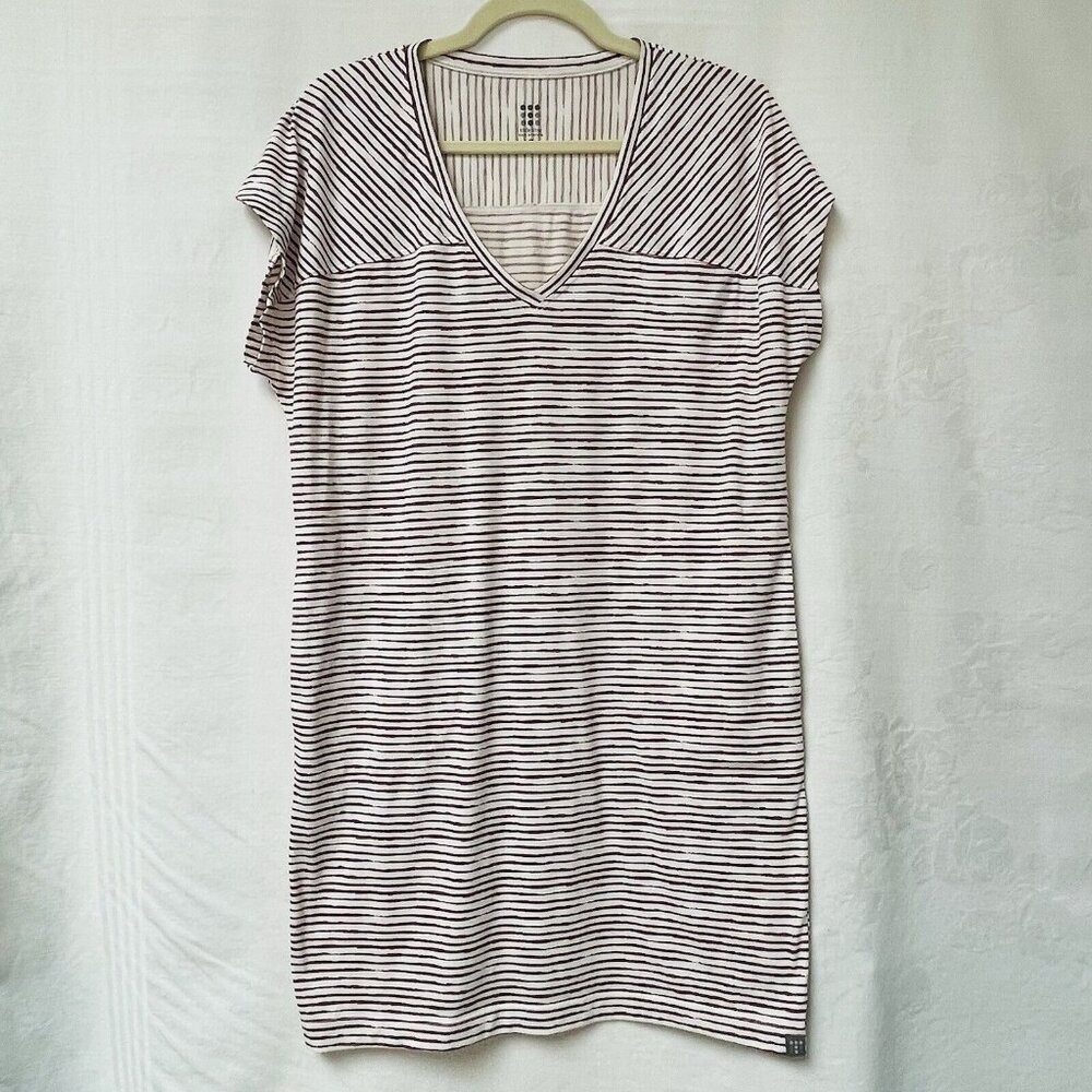 Title Nine Hionlani T Shirt Dress Red Stripe Womens Small‎ Stripes  Casual